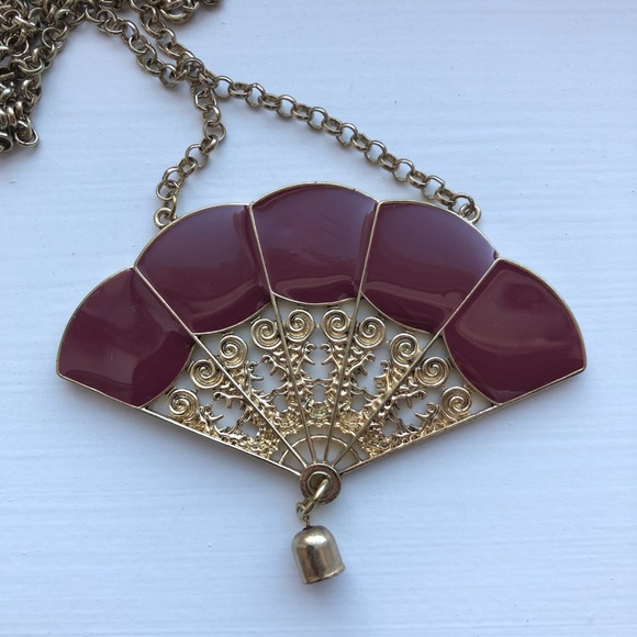 Vintage wine & gold peacock pendant necklace - Picture 2 of 8